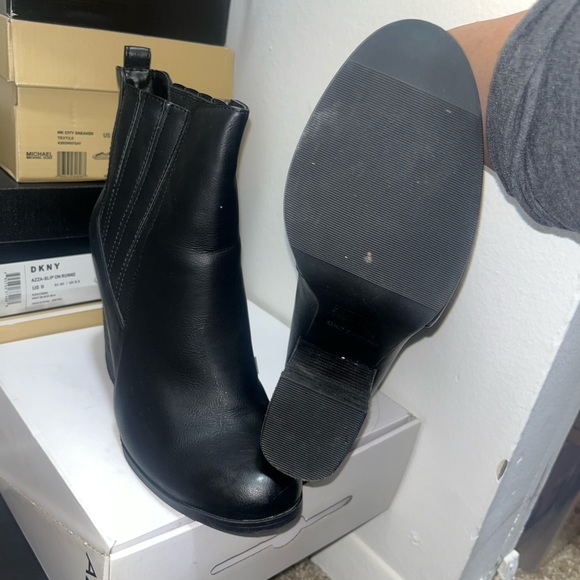 Call It Spring Black Ankle Boots Size 9 - Picture 3 of 6